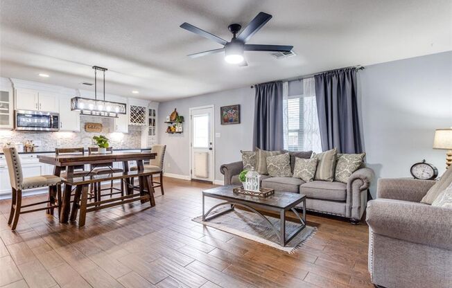 Hutto Parke - Minutes to Kahari Resort & Area Main Roads