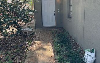 Move-In Ready 2BR/2BA Home by 05/01
