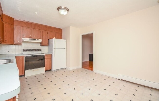 129 EMERSON GDNS RD