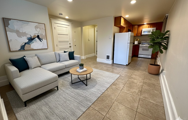 S0180 - Pettygrove Apartments