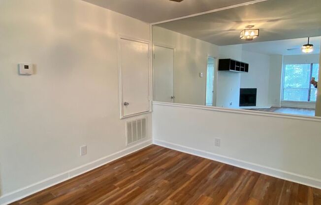 Lovely Two Bedroom Condo in Charlotte!