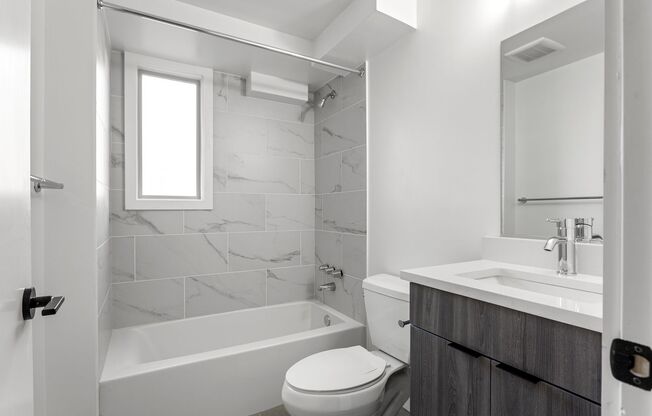 3 beds, 2 baths, 785 sqft, $2,540, Unit 5910-104