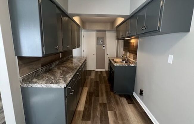 1 bed, 1 bath, 800 sqft, $849, Unit Unit 3