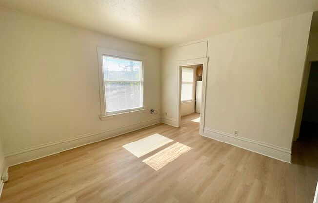 2517 Regent