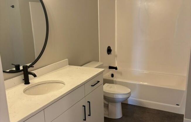 2 beds, 2 baths, 1,250 sqft, $2,000, Unit 326