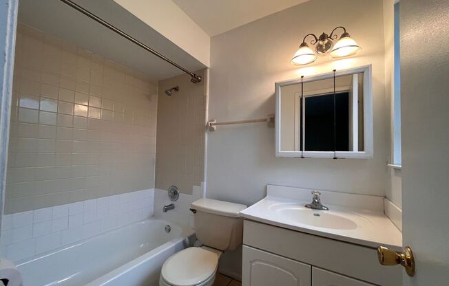 2 beds, 2 baths, $1,750