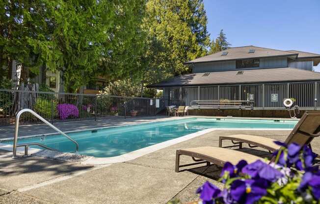 Duet Apartments in Lynnwood, Washington Pool