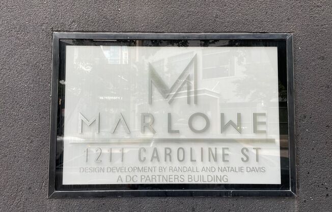 2 Bed condo in downtown Houston