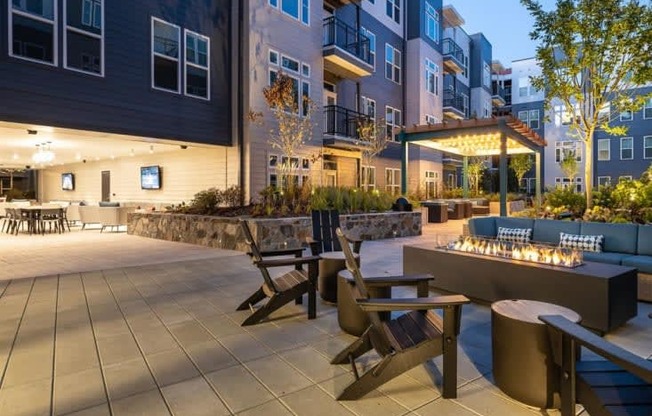 Outdoor courtyard with fire pit at Cameron Square, Alexandria, VA