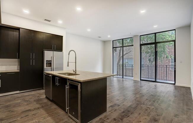 4820 Caroline St. #301