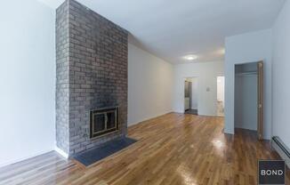 1 bed, 1.5 baths, $3,700, Unit H