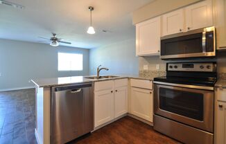 3 beds, 2.5 baths, 1,500 sqft, $1,580, Unit 3050 W Mica Street