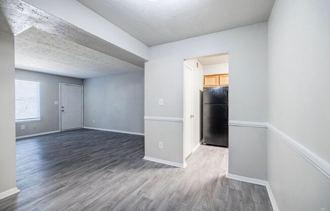 3 beds, 2 baths, 1,017 sqft, $1,395, Unit J129