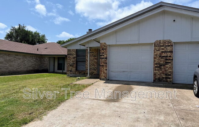 6845 S CRK DR