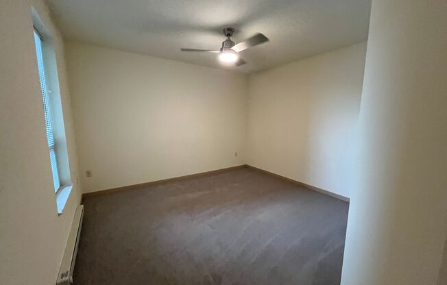 1 bed, 1 bath, 705 sqft, $1,395, Unit 106
