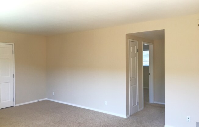 Sunny Terra Linda 2bed/1.5bath, Parking! Storage! Pool! - PROGRESSIVE
