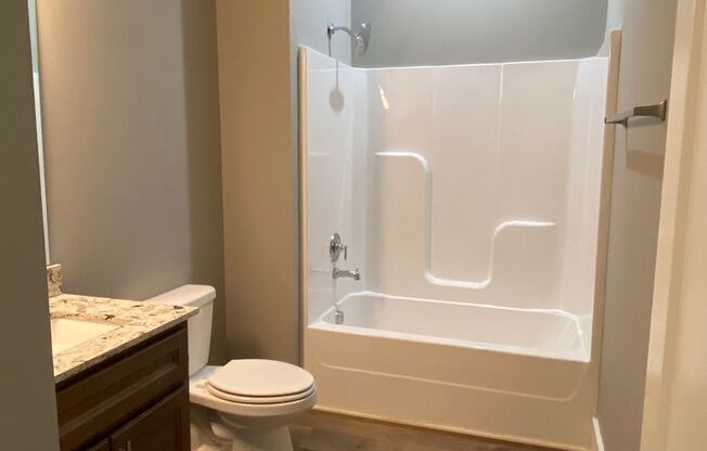 1 bed, 1.5 baths, 998 sqft, $1,075, Unit 58