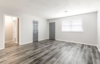 2 beds, 1 bath, 1,100 sqft, $995, Unit B