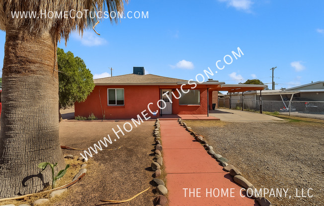 3332 E 28 ST