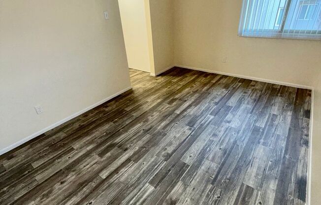 1 bed, 1 bath, 575 sqft, $954, Unit 271