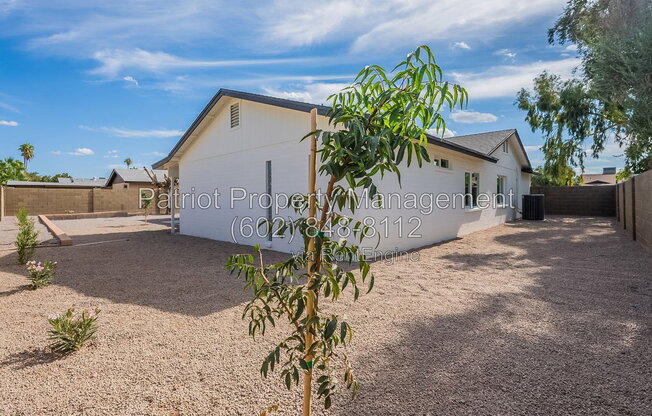 3 beds, 2 baths, 1,895 sqft, $2,250