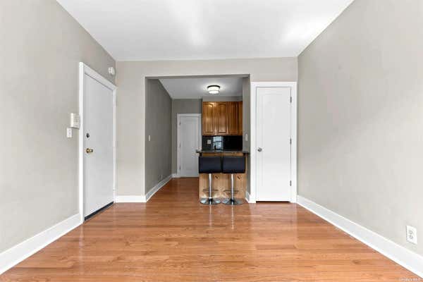 Studio, 1 bath, 575 sqft, $1,700, Unit 1RF