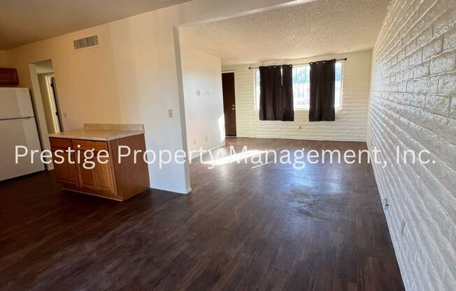 4bd/2ba Southeast home with HUGE Backyard