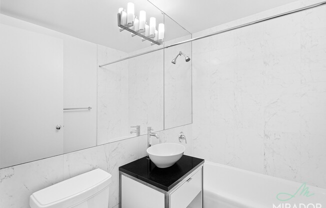 2 beds, 2 baths, $10,400, Unit 28C