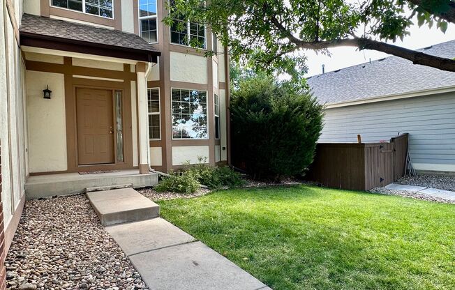 Spacious, Highlands Ranch Home Featuring 4 Upper Level Bedrooms, including Large, Basement Bedroom Suite!  Douglas County Schools!  Mins to SH 470 and Highlands Ranch Parkway!