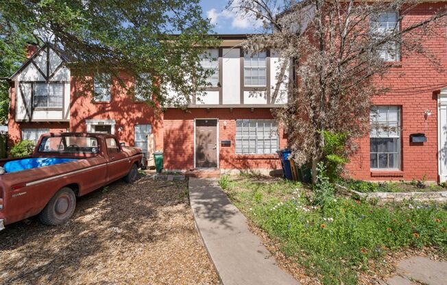 5800 Belmoor Drive, Unit C
