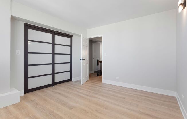 3 beds, 1.5 baths, 1,001 sqft, $3,300, Unit 14C