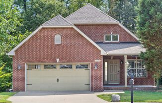 Beautiful Home in the Heart of Clarksville