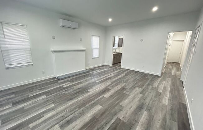 1941-1943 1/2 Bedford Ave.