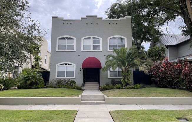 Adorable 2BD/1BTH 1st floor Condo in the Heart of South Tampa!