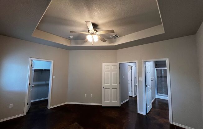 3 beds, 2 baths, $1,295, Unit 1513 Lucille St