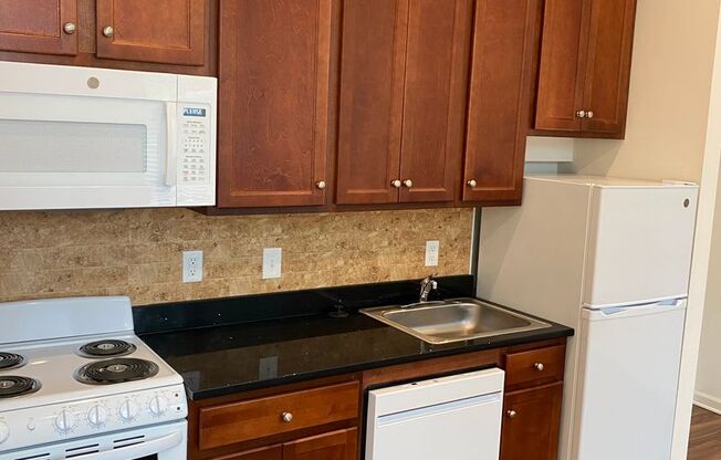 1601 6th St. NW