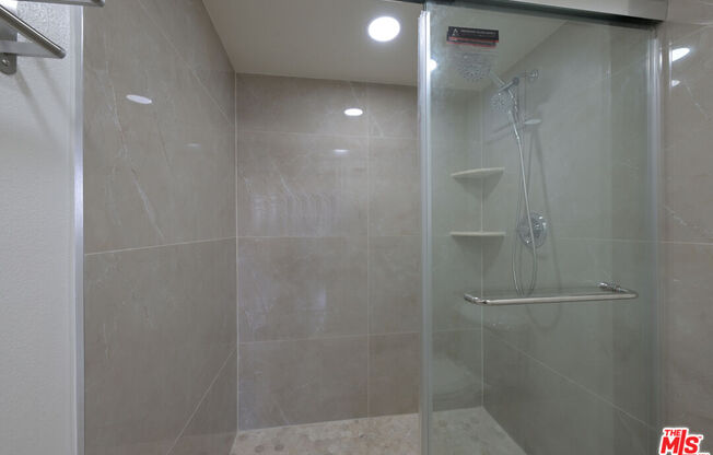 2 beds, 2 baths, 1,071 sqft, $3,999, Unit 801