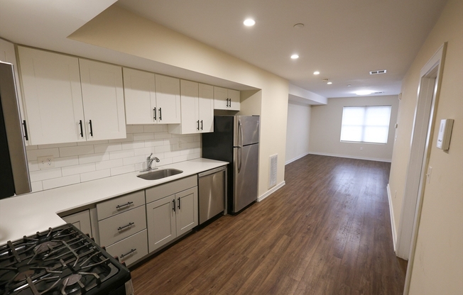 332 TALBOT AVE