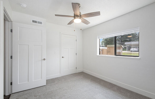 Large Bedroom at The Crossings Apartments, Grand Rapids, Michigan