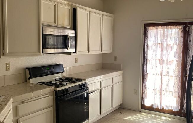 3 Bedroom 3 Bathroom home in Moreno Valley