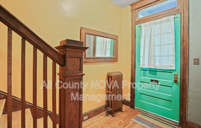 1612 POTOMAC AVE SE