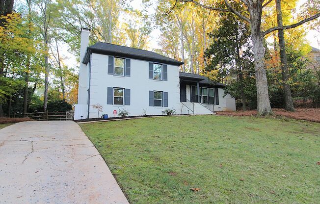 (Coming Soon) Charming Modern Farmhouse in the Heart of Beverly Woods