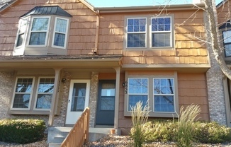 Charming 2 BR/2BA Townhome in Prime Rockrimmon Location!