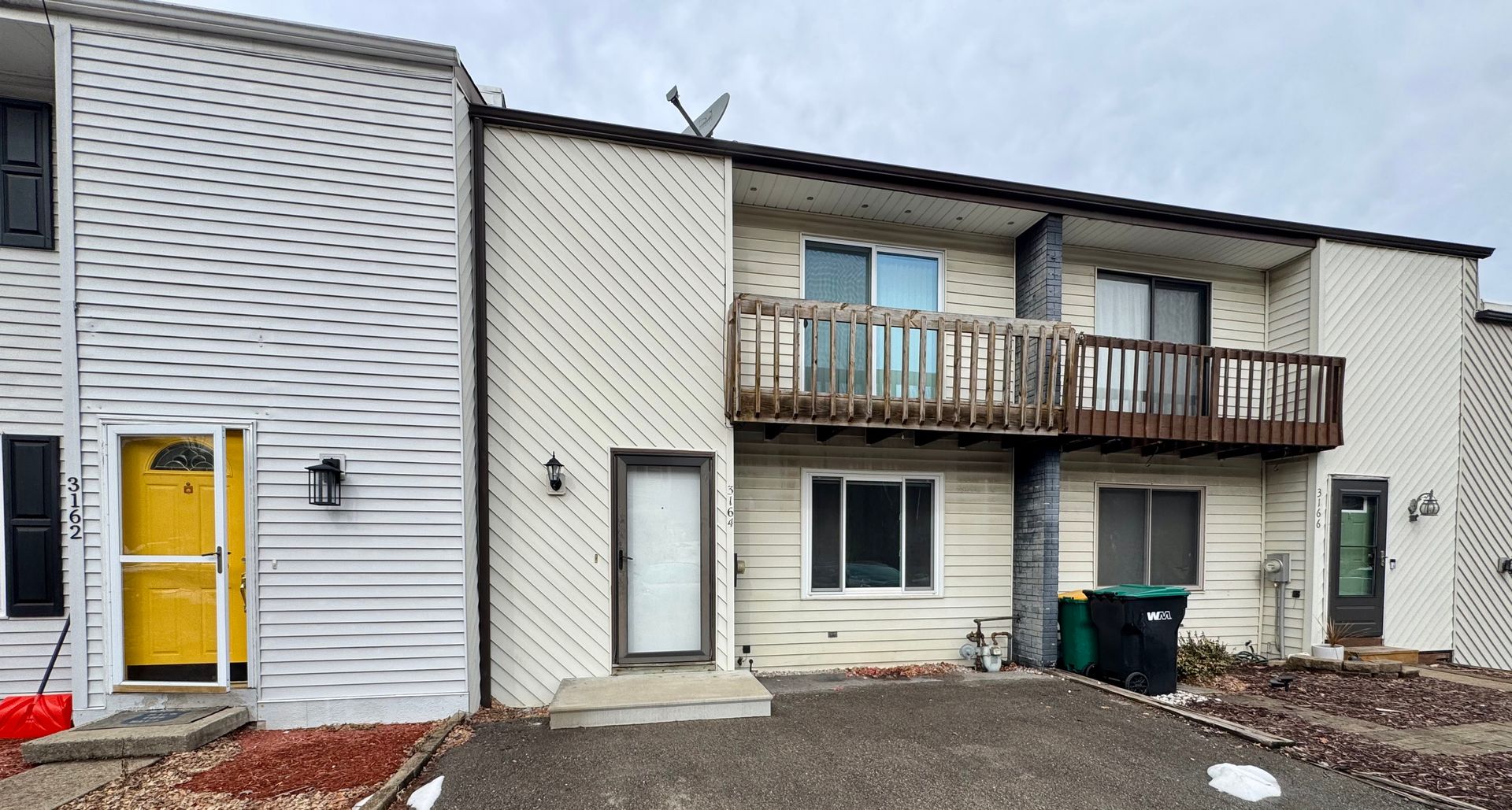 Charming 2 Bed 1.5 Bath in Gibsonia!