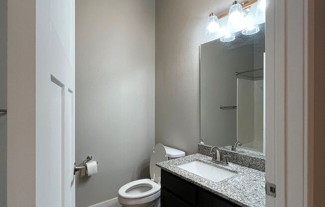 2 beds, 2 baths, 910 sqft, $1,550