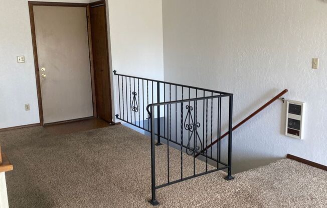 2030-2040 NW Friel Street