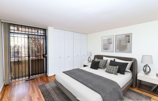 Large SW DC Townhome with Parking