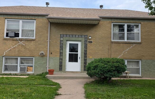 1308 East Pershing Blvd