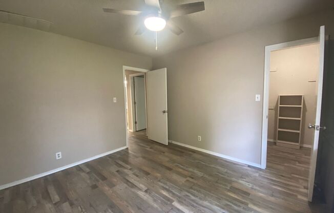 3 beds, 2 baths, $1,595