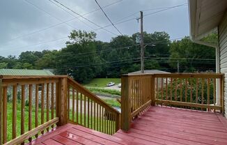 949 W Elmwood Dr